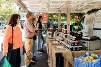 Biosphären-Bauernmarkt in Maikammer / Regionale Produkte aus dem Pfälzerwald und den Nordvogesen